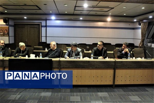 نشست شورای هماهنگی حفظ آثار دفاع مقدس قم