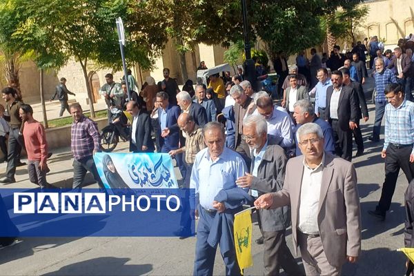 تشییع پیکر شهیده معصومه کرباسی