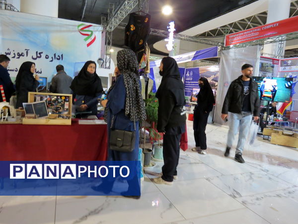 برگزاری نمایشگاه پژوهش شهرستان بجنورد 