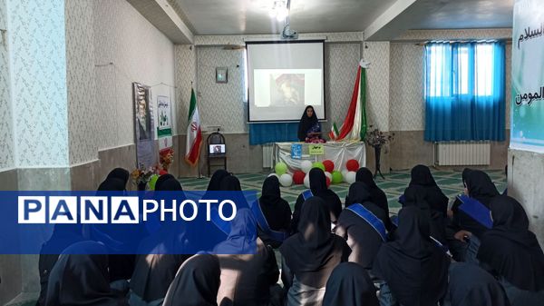 برگزاری نشست بصیرتی در دبیرستان رضوان به‌مناسبت رویداد مدرسه‌ای نوجهان