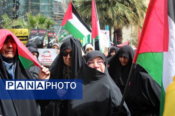 تجمع بزرگ دانش‌آموزان و فرهنگیان در حمایت از مردم مظلوم غزه و فلسطین