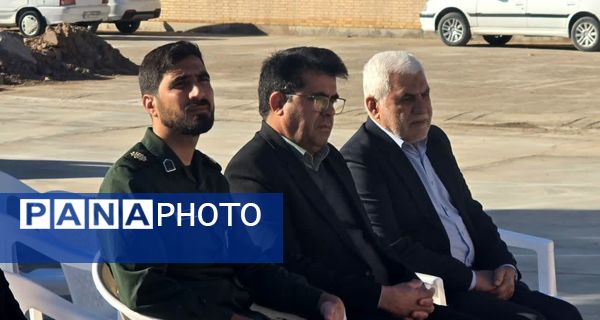 برگزاری یادواره «لاله‌های روشن» در دبیرستان مهدیه