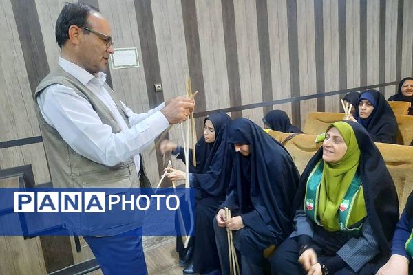 کارگاه توانمندسازی مربیان پیشتاز سازمان دانش‌آموزی در شهرستان‌قرچک
