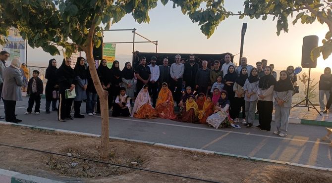 اجرای بازی‌های بومی و محلی در جاده سلامت شهرکرد