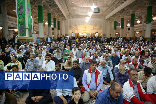 مراسم اربعین شهدای خدمت از سوی رهبر معظم انقلاب در قم 