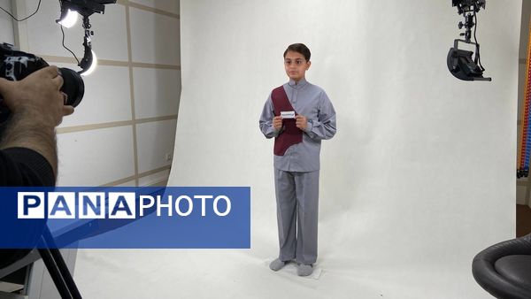 عکاسی از برترین آثار جشنواره ملی طراحی و دوخت لباس دانش‌آموزی