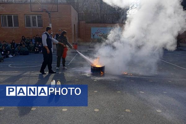 یادگیری ایمنی با قهرمانان آتش نشان