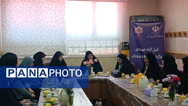دهه کرامت و اختتامیه کارگروه کوثر در دبیرستان شهید فلاحی ناحیه یک کرج