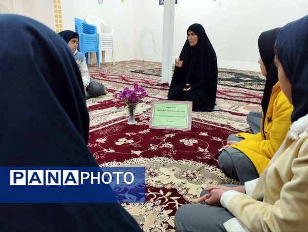 ویژه برنامه گرامیداشت شهادت حاج قاسم در دبیرستان دخترانه رفعت 