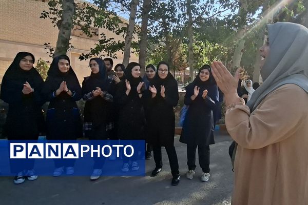 افتتاحیه کشوری جشنواره‌هاى فردا، پرسش‌مهر، کتـاب‌نوش، کارینو، هم صدا، تئاتردرسى در اردوگاه شهید محمد منتظری شهریار 