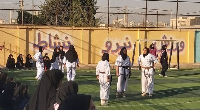 ملوک زندی در مسیر تندرستی؛ آغاز رقابت‌های المپیاد ورزشی به مناسبت هفته تربیت‌بدنی