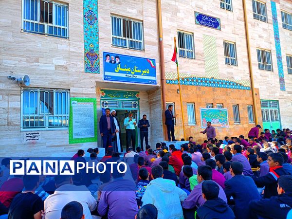 حضور رییس پلیس فتا شهرستان کاشمر در دبیرستان میثاق