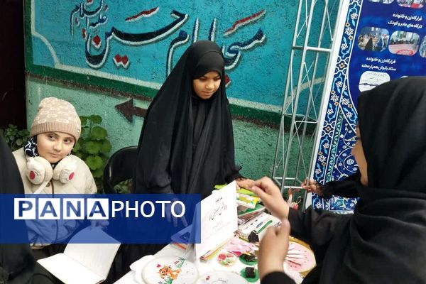 برپایی غرفه‌های اقتصاد مقاومتی؛ نماد شکوفایی و هم‌افزایی در هفته بسیج