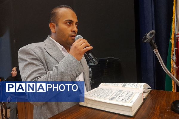 برزگرای جشنواره طلایه داران  به منظور  قدردانی از تلاش‌ها و دستاوردهای دانش‌آموزان و مدیران مدارس ملارد 