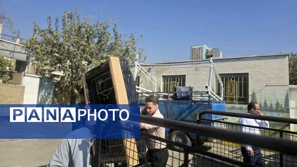 اقلام ورزشی کاروان نشاط به مدارس شهرستان نظرآباد ارسال شد