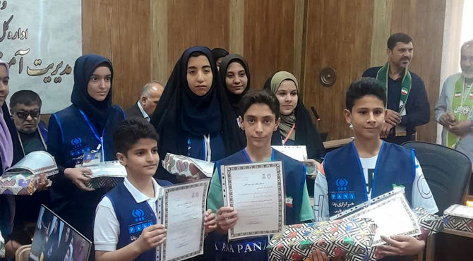 مراسم تجلیل از خبرنگاران فعال پانا ناحیه ۴شیراز 