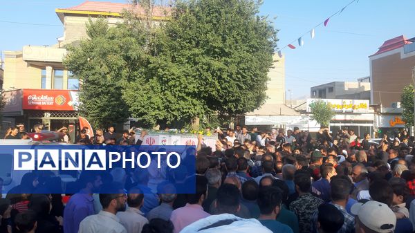 مراسم تشییع و وداع با شهید امنیت حسین اسحاقی در لردگان 