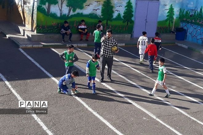 ورزش مدارس نبض بقای ورزش قهرمانی کشور/ همه فدراسیون‌ها باید از اندوخته طلایی مدارس استفاده کنند