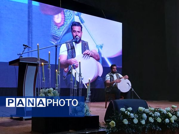 معلم؛ نردبان آسمان علم