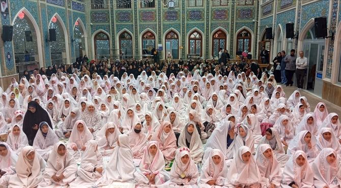 جشن تکلیف ویژه دانش‌آموزان دختر شهرستان نیشابور 