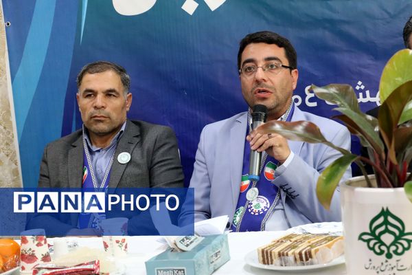 آیین سپاس مربی در آذربایجان شرقی