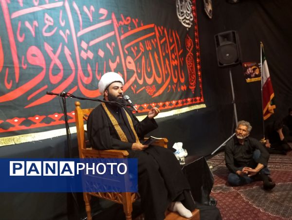 شب دوازدهم محرم مصادف با شهادت امام سجاد (ع)