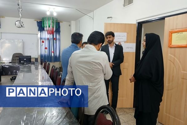 بازدید نماینده معاون آموزش و پرورش کشوری از کانون فرهنگی تربیتی شهید مطهر شهرستان سملقان