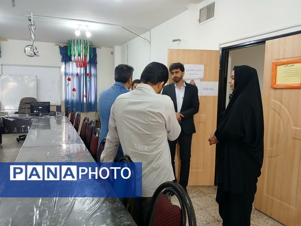 بازدید نماینده معاون آموزش و پرورش کشوری از کانون فرهنگی تربیتی شهید مطهر شهرستان سملقان