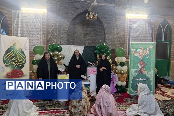 فشافویه میزبان خلوت عاشقانه دانش آموزان در نخستین روز اعتکاف همزمان با ولادت حضرت علی (ع)