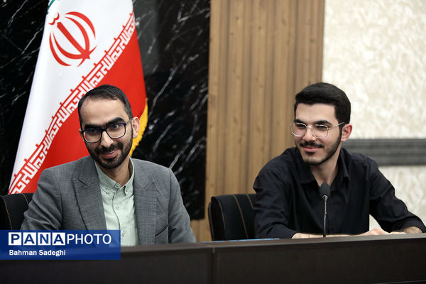 نشست صمیمی وزیر آموزش و پرورش با مدال آوران المپیادهای علمی