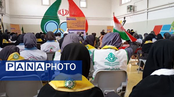 برگزاری مراسم متمرکز مانور زلزله و ایمنی مدارس در سرخنکلاته