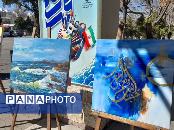 بازدید معاون فرهنگی پرورشی خراسان رضوی از دبیرخانه جشنواره فرهنگی هنری فردا 
