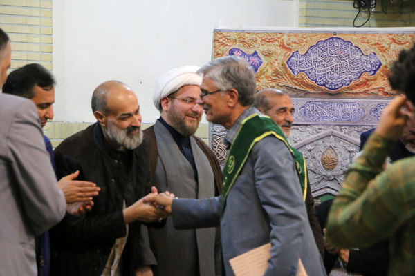 نشست صمیمی‌ دانش‌آموختگان دبیرستان امام رضا(ع) قم در هیات خادم الرضا(ع)-2