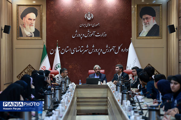 نشست صمیمی خبرنگاران پانا شهرستان‌های استان تهران با مدیرعامل خبرگزاری پانا