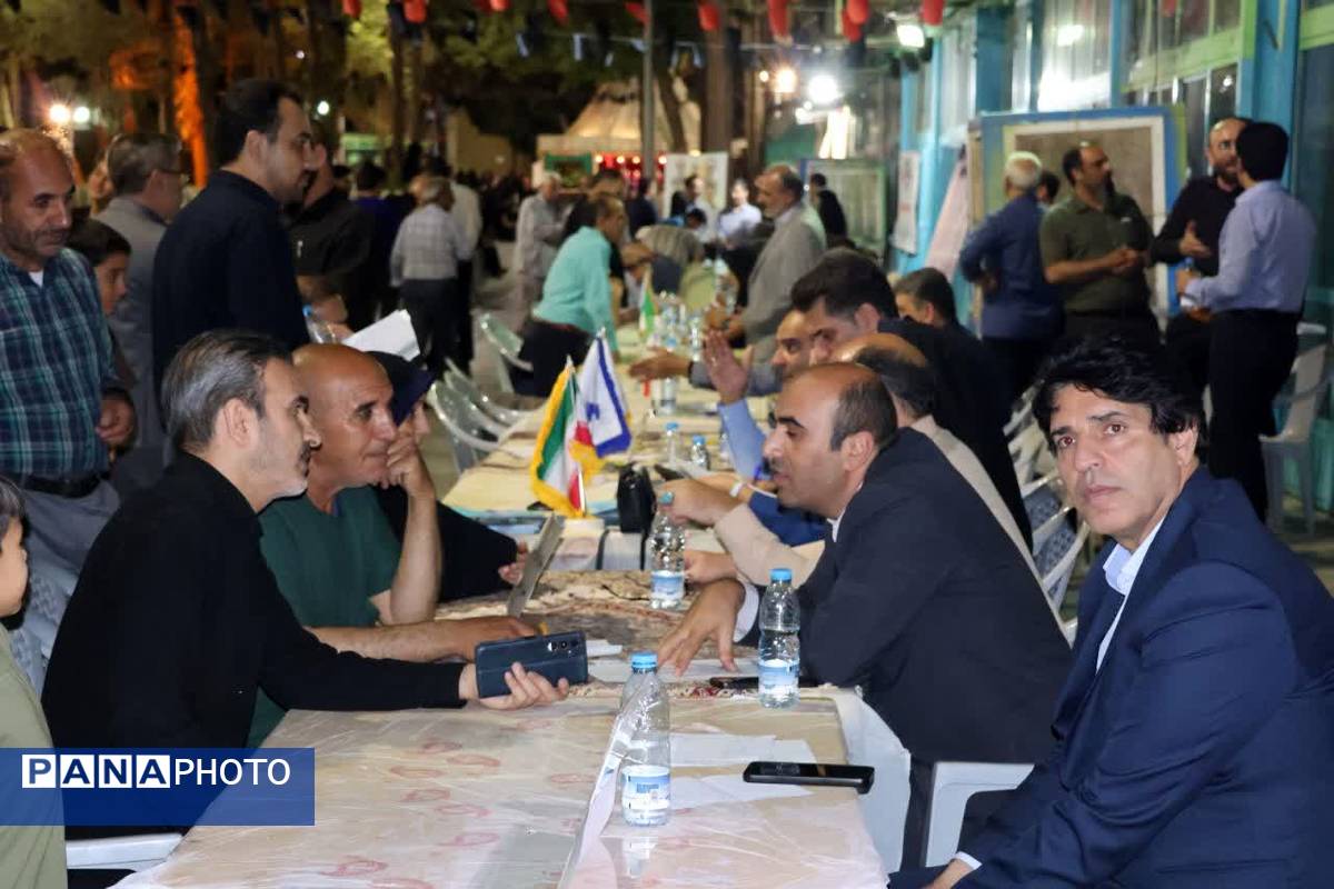 برپایی موکب خدمت در گلستان شهدای اصفهان با حضور فرماندار اصفهان 
