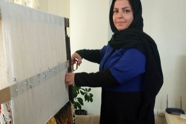فرش‌بافی، هنرِ دست ایرانیان است و بس