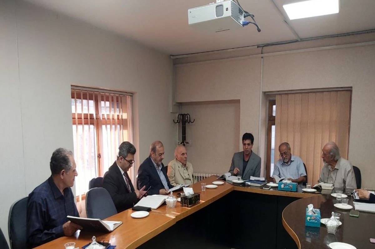ایران باستان پرچم واحد و سازمان اداری منظم داشته است