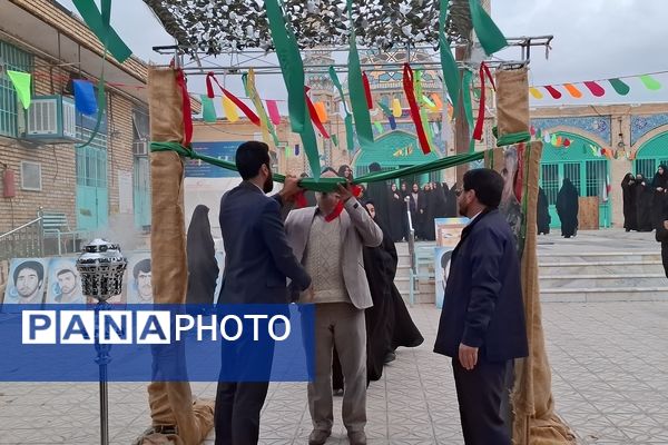 اعزام دانش‌آموزان شهرستان کهک قم به اردوی راهیان نور