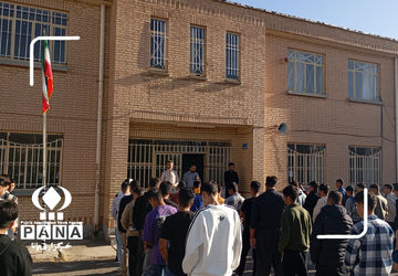 آغاز سال تحصیلی در هنرستان فنی آزادی دهگلان با شور دانش‌آموزان و حال‌وهوای دفاع مقدس
