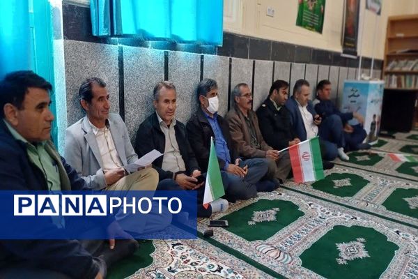 حضور پرشور دانش‌آموزان و فرهنگیان بخش دیشموک در گرامیداشت یوم‌الله 9 دی