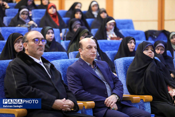 رویداد تفکر روایی در مدیریت مدرسه