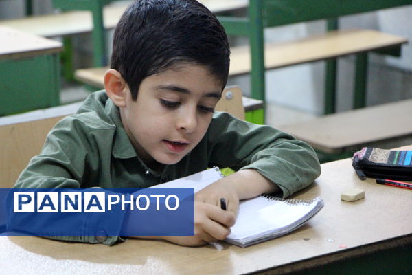 روشنگریِ جهادی؛ جهادِ آموزشیِ معلمان در مدارس یزد