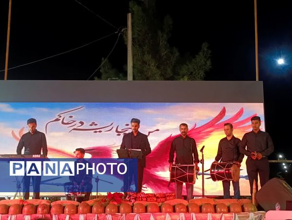 گرامیداشت ۲۲ شهید محله فردوسی با تجلی وحدت مردم و مسئولان خلیل آباد 