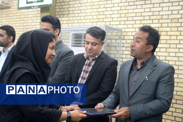 تیم فوتسال دانش‌آموزان دختر شهرستان دشتی قهرمان استان بوشهر