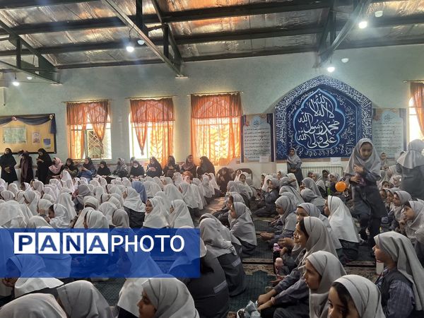 جشن شاد روز کودک در دبستان احمد کاظمی ۲ همراه با مسابقات جذاب 