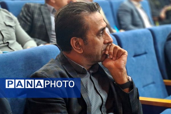 نشست فصلی مدیران شهرستان قرچک