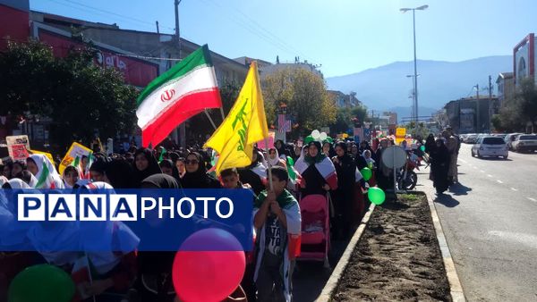 یوم‌الله ۱۳ آبان؛ نماد استمرار مبارزه با استکبار از لانه جاسوسی تا امروز