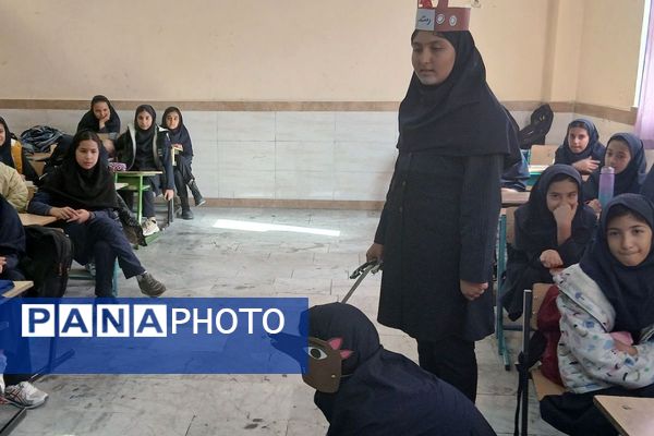 هفته کتاب و کتابخوانی در مدرسه مریم بهارستان دو