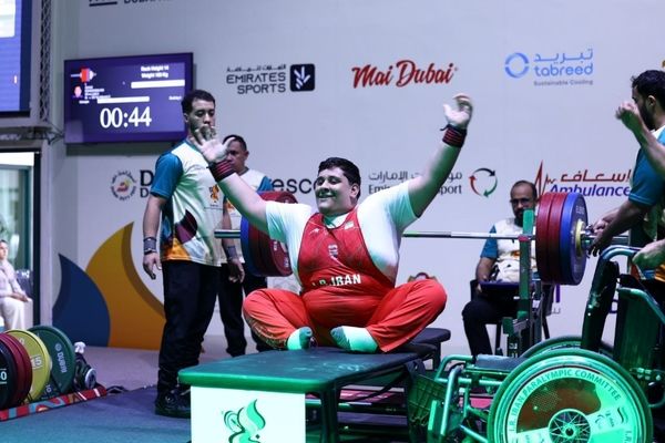 طلای سنگین وزن در مشت پولاد مردان ایران+ فیلم