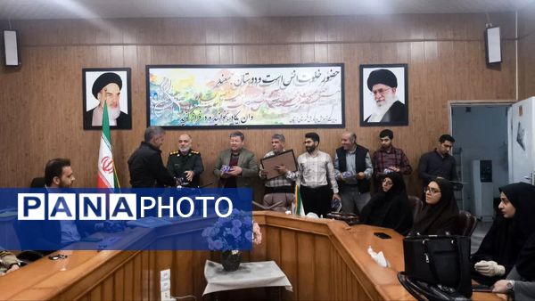 تقدیر وتشکر از سفیران مقاومت و گروه جهادی تهرانی مقدم 